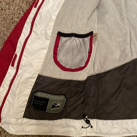 Columbia Woman’s ski jacket - Picture 4 of 8